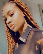 Charger l'image dans la galerie, MELANINSKINEXPERT gamme éclaircissante à base d’acides de fruits et collagènes / Teint métisse / teint caramel