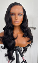 Charger l'image dans la galerie, lola perruque closure HD rawhair
