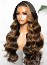 Charger l'image dans la galerie, Havy wigs 24p raw hair

