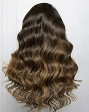 Charger l'image dans la galerie, Havy wigs 24p raw hair
