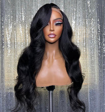 Charger l'image dans la galerie, Closures wigs Lola 30p
